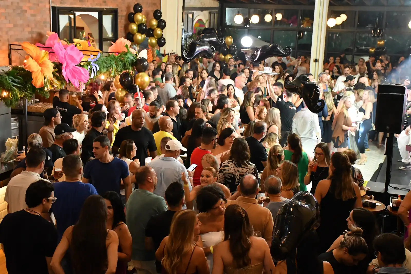 Bar Coronel comemora 34 anos de muito sucesso em São José